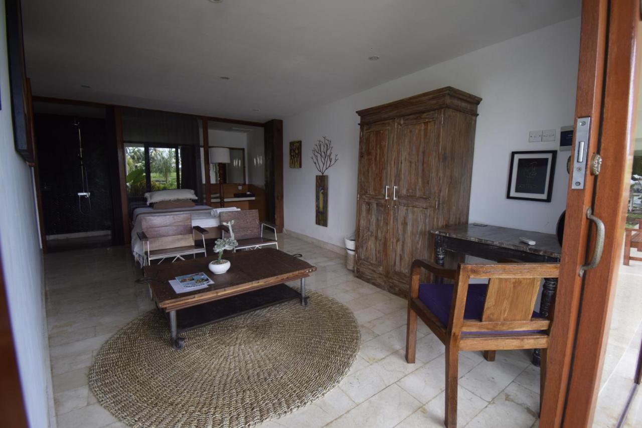 Villa Lotus 8 Canggu  Luaran gambar
