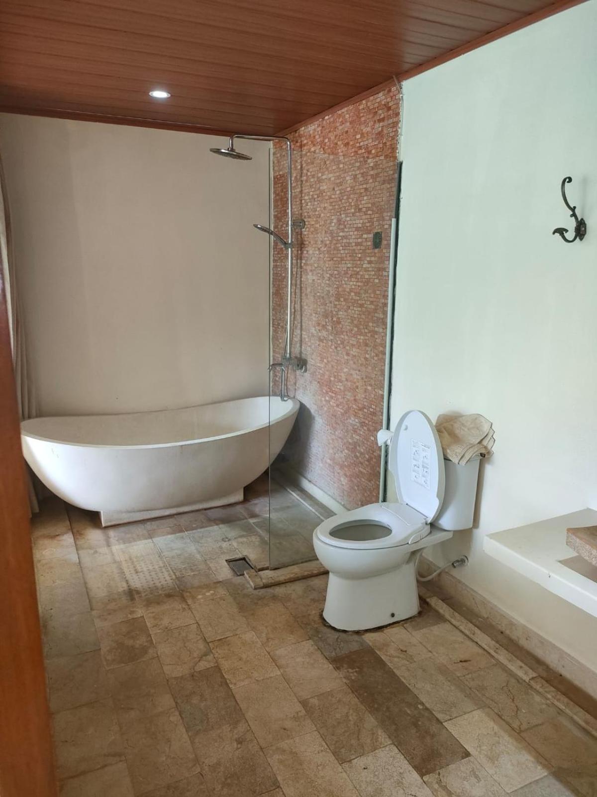 Villa Lotus 8 Canggu  Luaran gambar