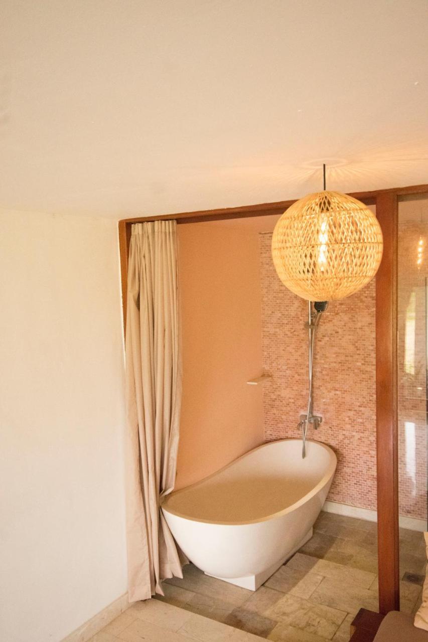 Villa Lotus 8 Canggu  Luaran gambar